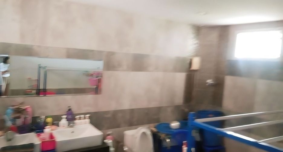 For sale 5 bedrooms house in Bang Khen, Bangkok