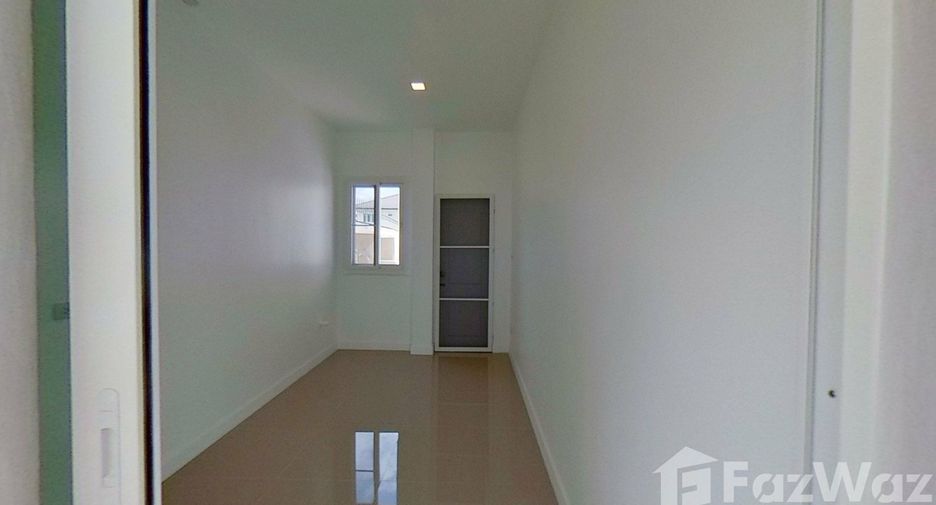 Casa en venta de 4 habitaciones en San Sai, Chiang Mai