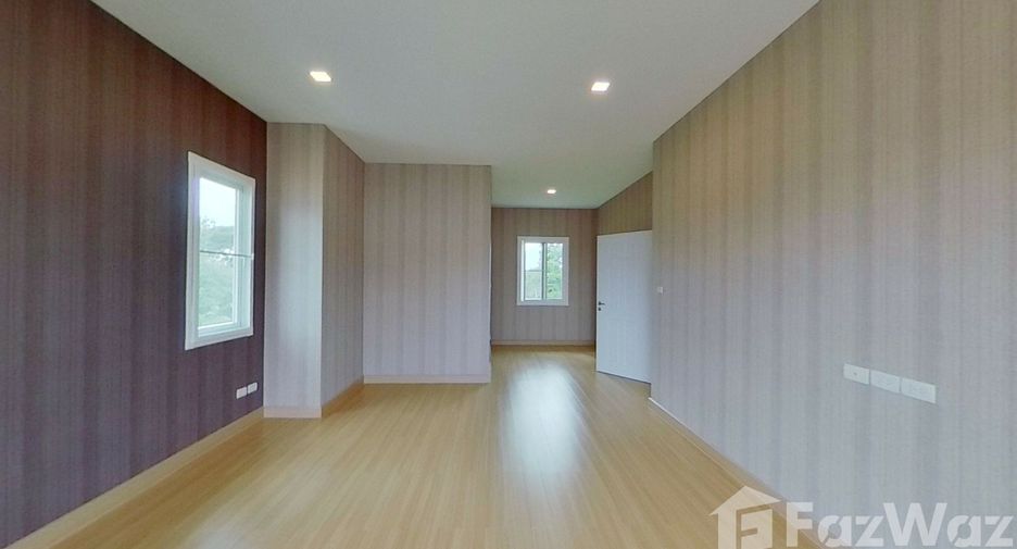 Casa en venta de 4 habitaciones en San Sai, Chiang Mai