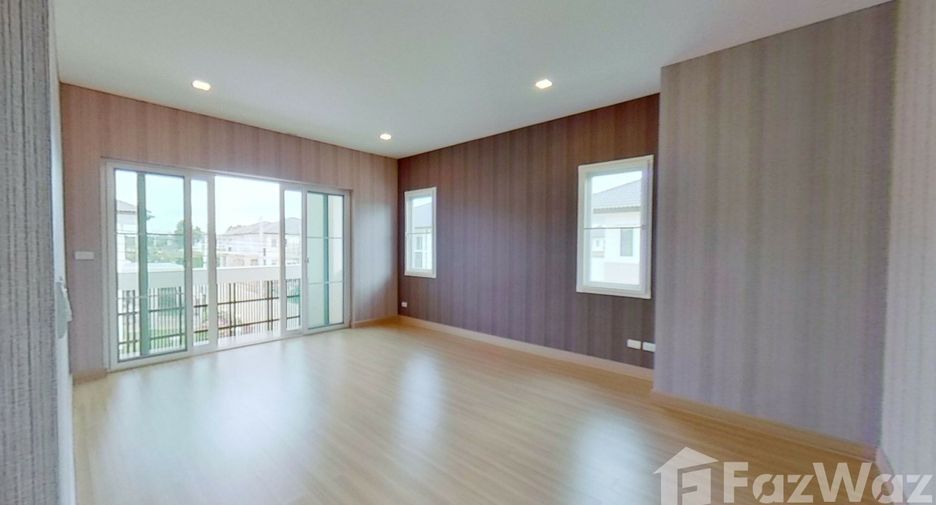 Casa en venta de 4 habitaciones en San Sai, Chiang Mai