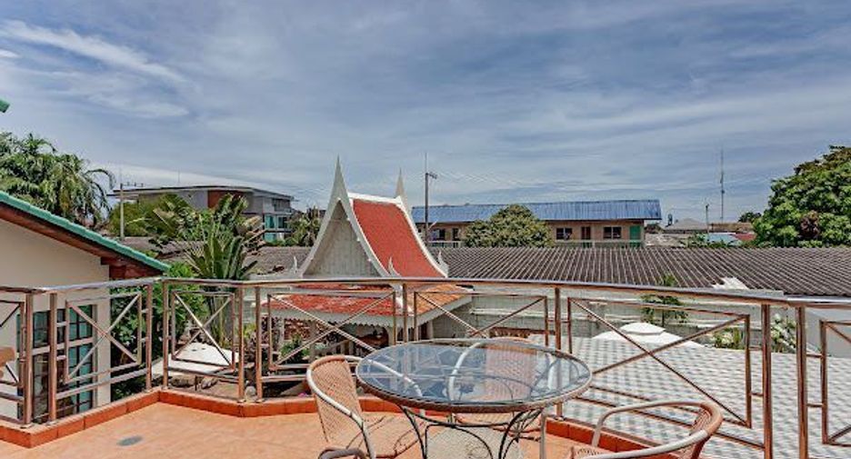 Villa en venta de 6 habitaciones en Bang Lamung, Chonburi