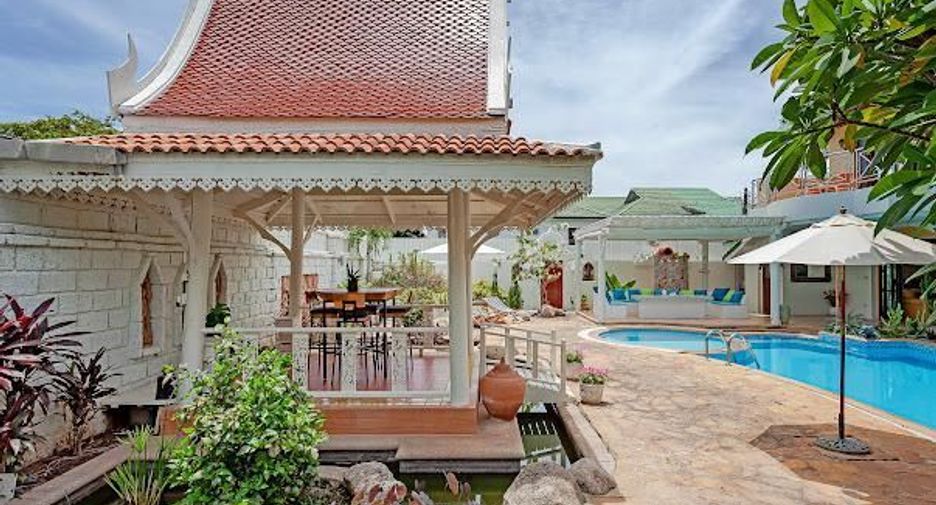 Villa en venta de 6 habitaciones en Bang Lamung, Chonburi