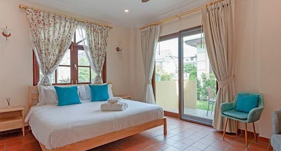 Villa en venta de 6 habitaciones en Bang Lamung, Chonburi