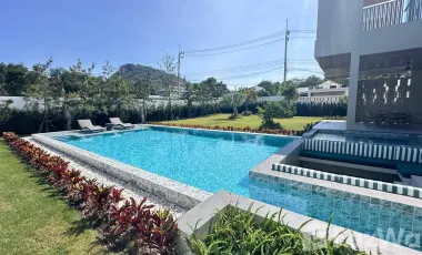 For sale 4 bedrooms villa in Hua Hin, Prachuap Khiri Khan