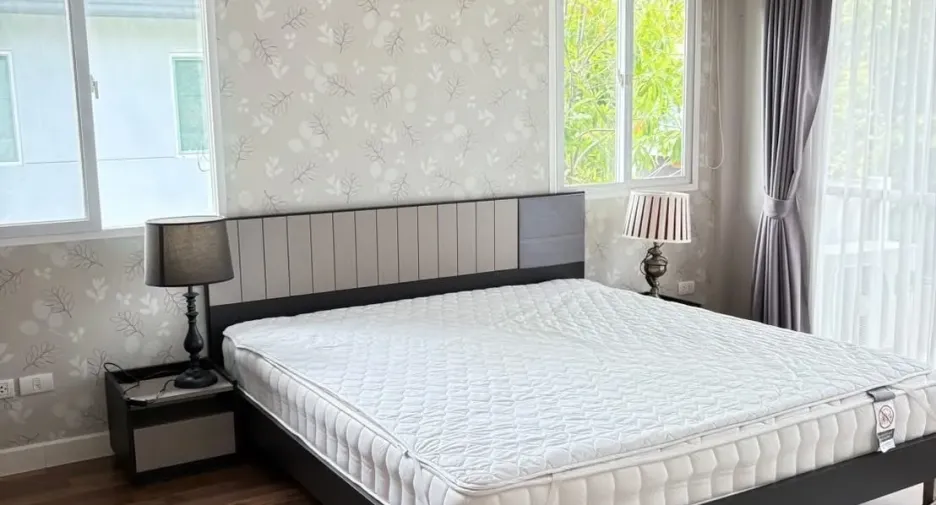 Haus zur Miete mit 3 Zimmer in San Kamphaeng, Chiang Mai