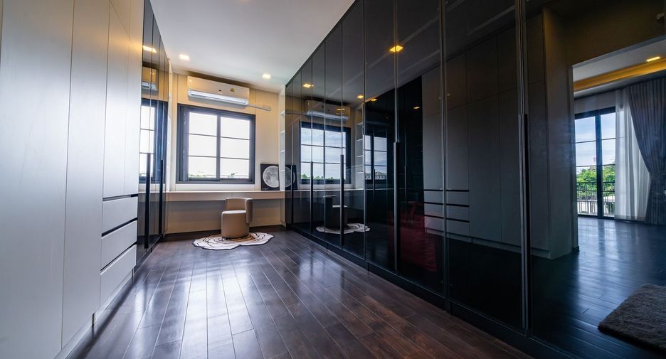Haus zum Kauf mit 5 Zimmer in Bang Lamung, Chonburi