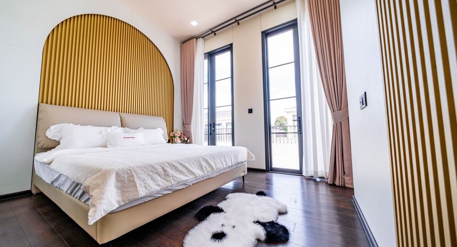 Haus zum Kauf mit 5 Zimmer in Bang Lamung, Chonburi
