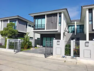 Casa en alquiler de 3 habitaciones en Hua Hin, Prachuap Khiri Khan