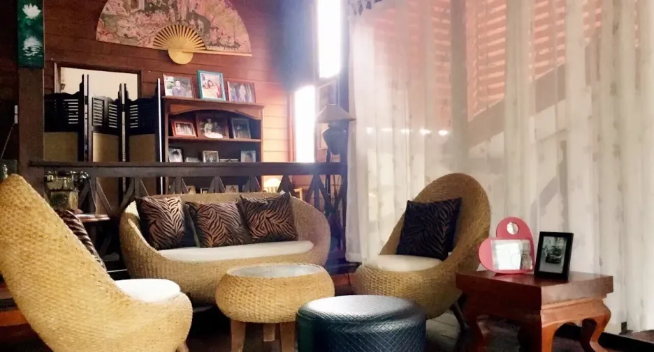 For sale 4 bedrooms house in Mueang Chiang Mai, Chiang Mai