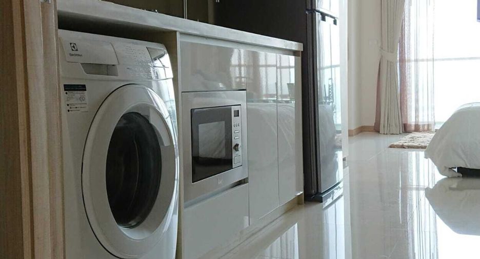 For sale studio condo in Bang Lamung, Chonburi