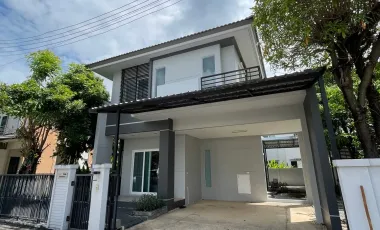 À louer 3 chambres maison à San Kamphaeng, Chiang Mai