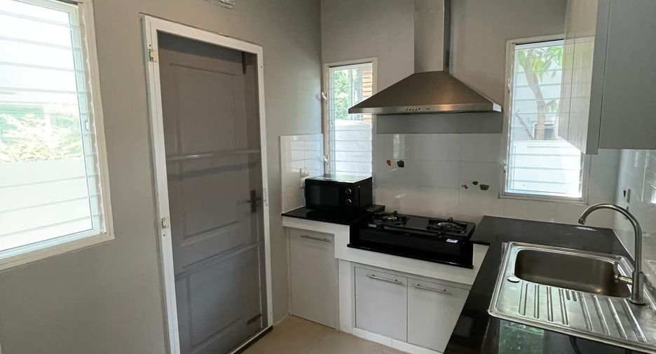 Haus zur Miete mit 3 Zimmer in San Kamphaeng, Chiang Mai