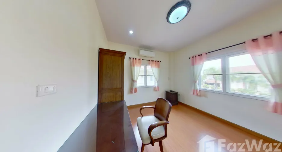 For sale 4 bedrooms house in Hang Dong, Chiang Mai
