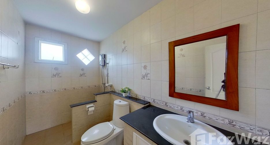 For sale 4 bedrooms house in Hang Dong, Chiang Mai