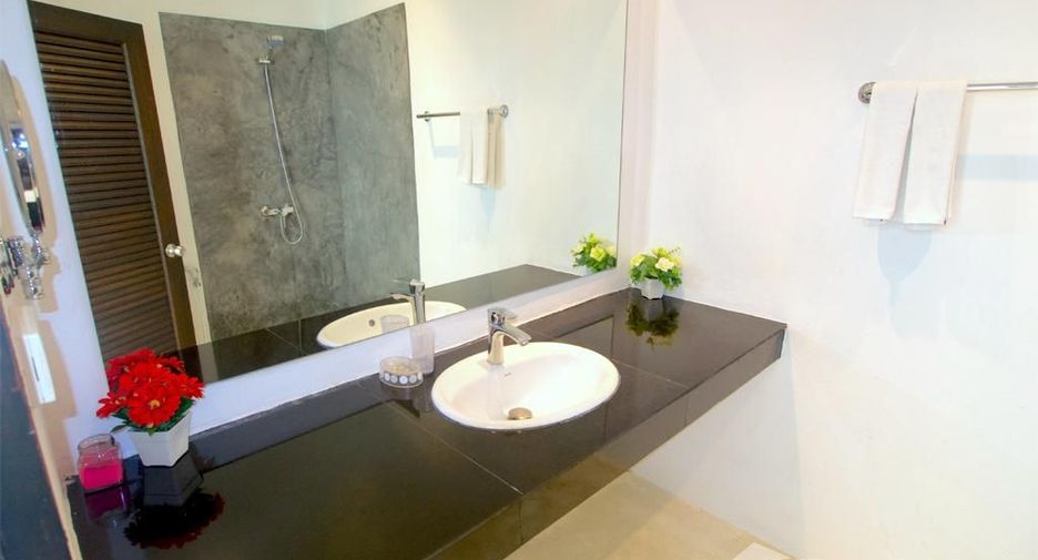 For sale 4 bedrooms villa in Ko Samui, Surat Thani