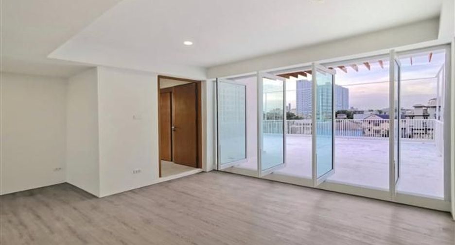 For sale 6 ベッドルーム house in Suan Luang, Bangkok