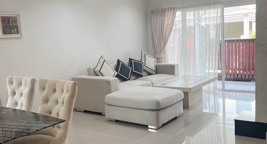 Продажа 3 спальни дом в Катху, Пхукет