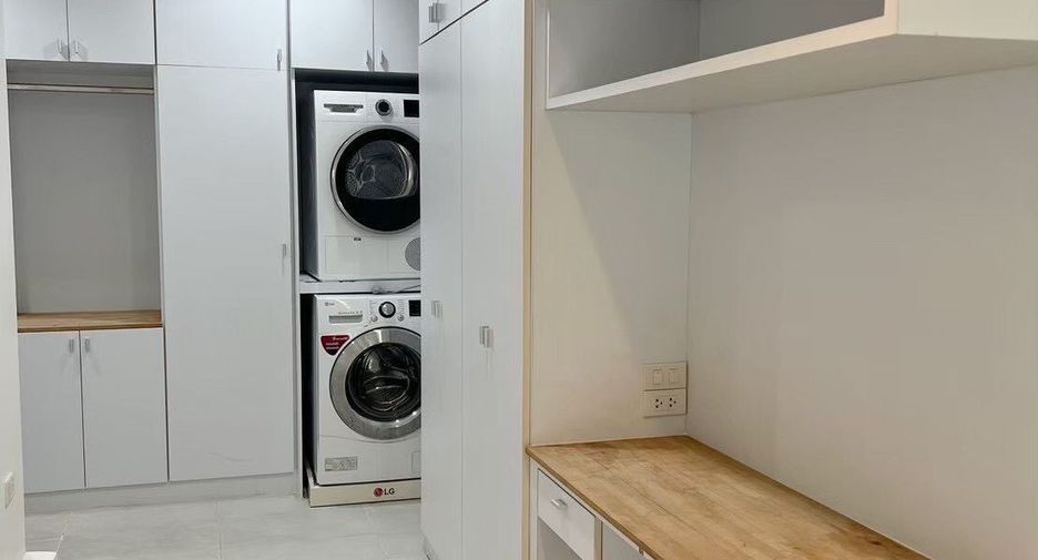 Продажа 3 спальни дом в Катху, Пхукет