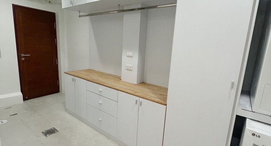 Продажа 3 спальни дом в Катху, Пхукет