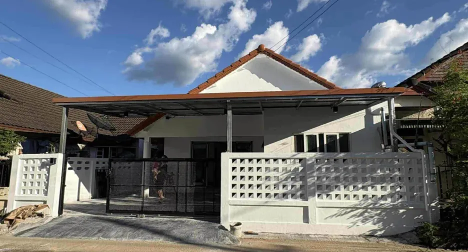 For rent 3 bedrooms house in Mueang Chiang Mai, Chiang Mai