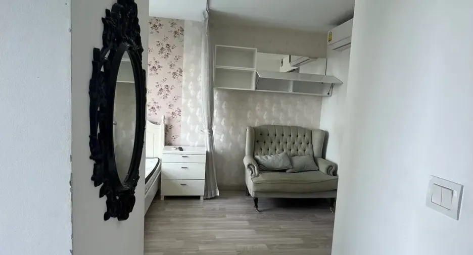 For sale そして for rent スタジオ condo in Phra Khanong, Bangkok