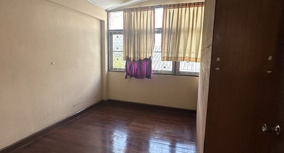 Casa en alquiler de 6 habitaciones en Mueang Chiang Mai, Chiang Mai