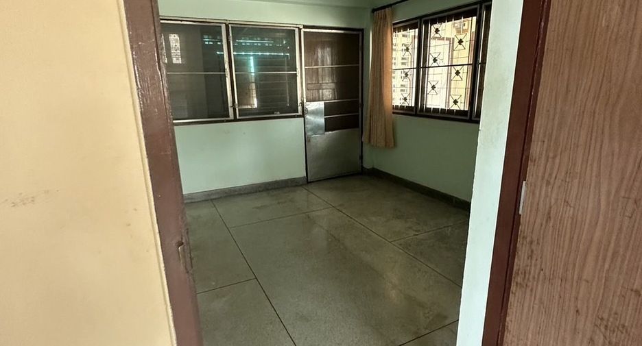 Casa en alquiler de 6 habitaciones en Mueang Chiang Mai, Chiang Mai