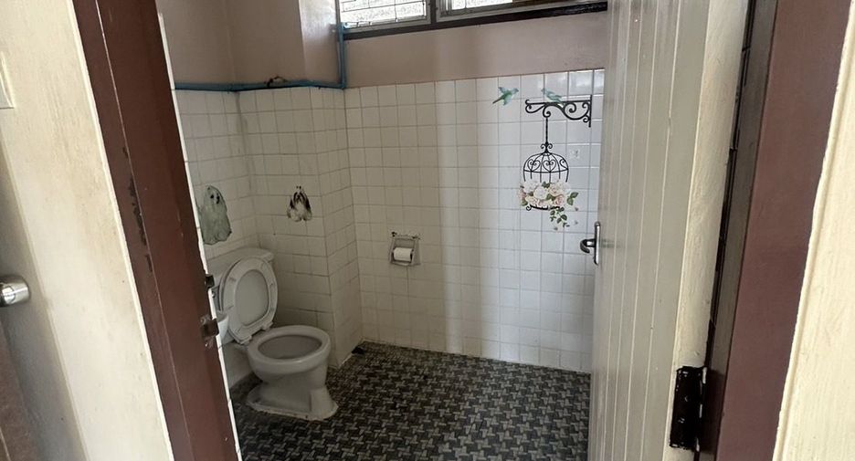 Casa en alquiler de 6 habitaciones en Mueang Chiang Mai, Chiang Mai
