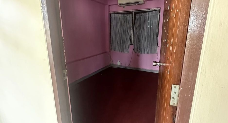 Casa en alquiler de 6 habitaciones en Mueang Chiang Mai, Chiang Mai