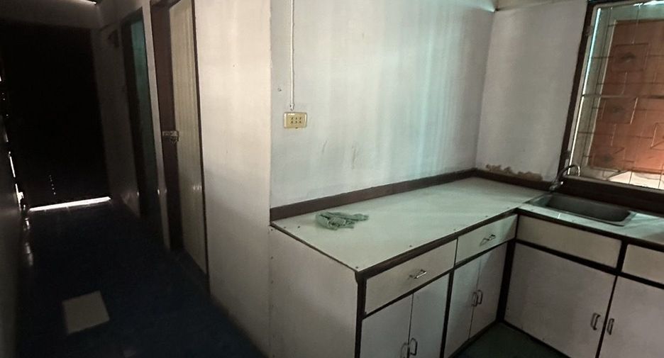 Casa en alquiler de 6 habitaciones en Mueang Chiang Mai, Chiang Mai