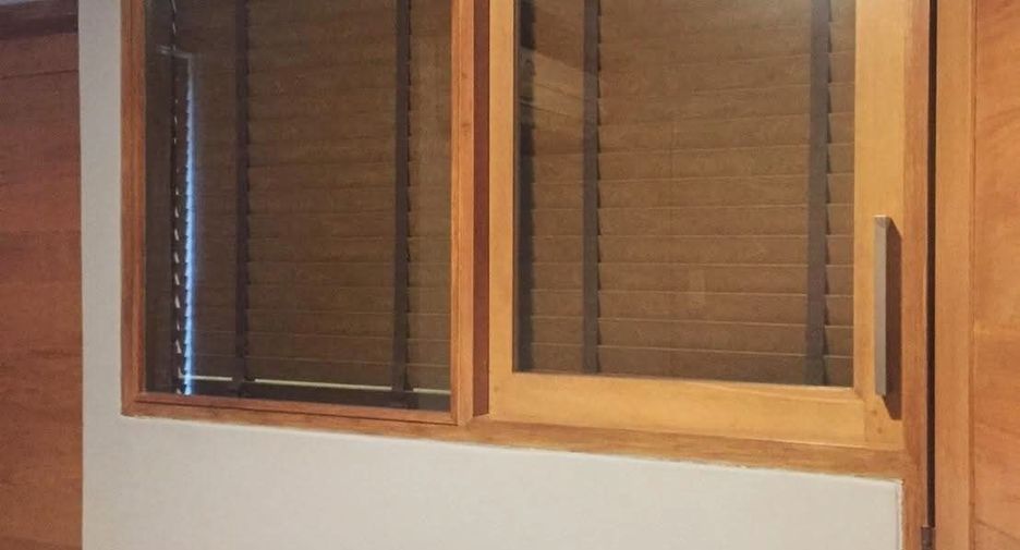For sale 2 bedrooms townhouse in Mueang Chiang Mai, Chiang Mai