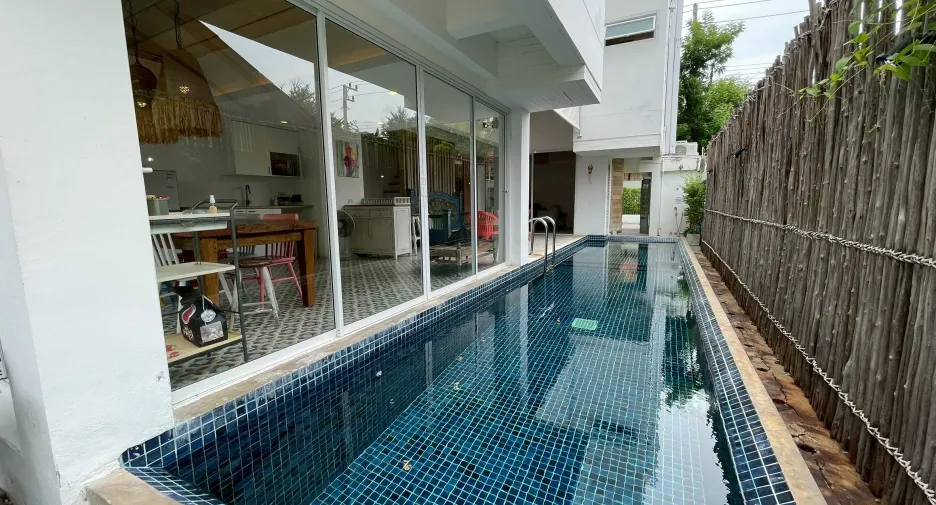 À louer 4 chambres villa à Hua Hin, Prachuap Khiri Khan