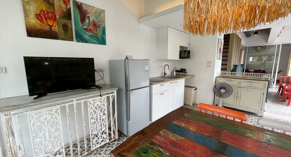 À louer 4 chambres villa à Hua Hin, Prachuap Khiri Khan