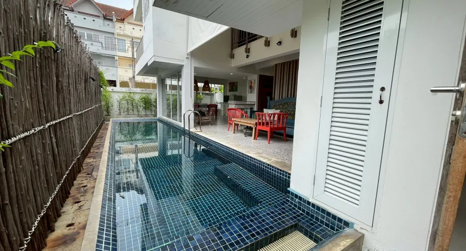 À louer 4 chambres villa à Hua Hin, Prachuap Khiri Khan