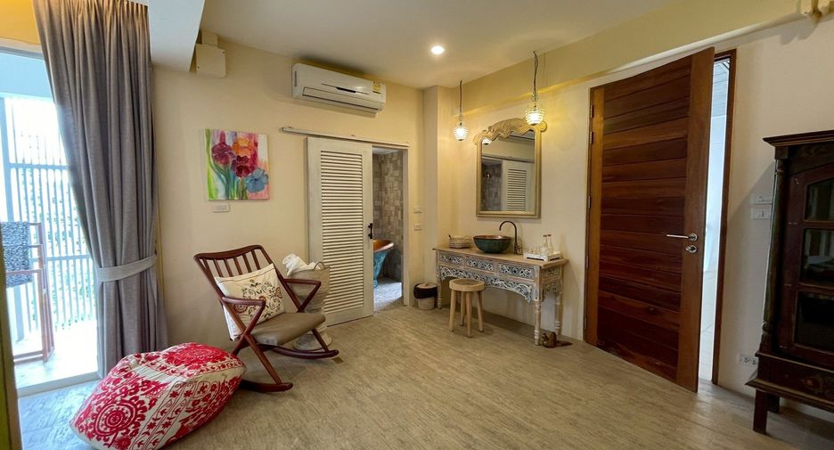 For rent 4 bedrooms villa in Hua Hin, Prachuap Khiri Khan