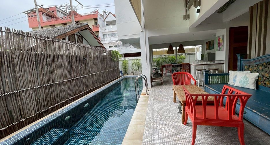 À louer 4 chambres villa à Hua Hin, Prachuap Khiri Khan
