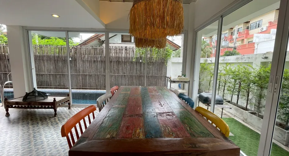 À louer 4 chambres villa à Hua Hin, Prachuap Khiri Khan