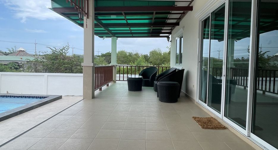 For rent 3 bedrooms villa in Hua Hin, Prachuap Khiri Khan
