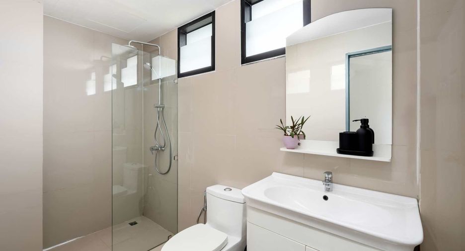 For rent 4 bedrooms townhouse in Ko Samui, Surat Thani