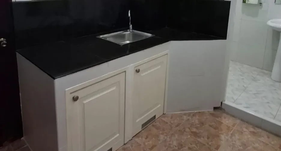 For rent 2 bedrooms townhouse in Mueang Chiang Mai, Chiang Mai