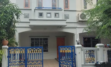 Продажа 3 спальни таунхаус в Кхлонг Сам Ща, Бангкок