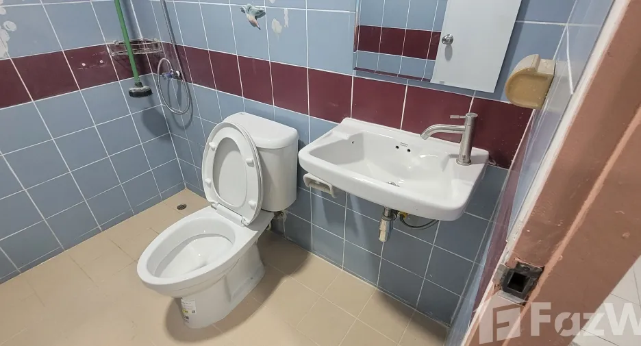 Продажа 3 спальни таунхаус в Кхлонг Сам Ща, Бангкок