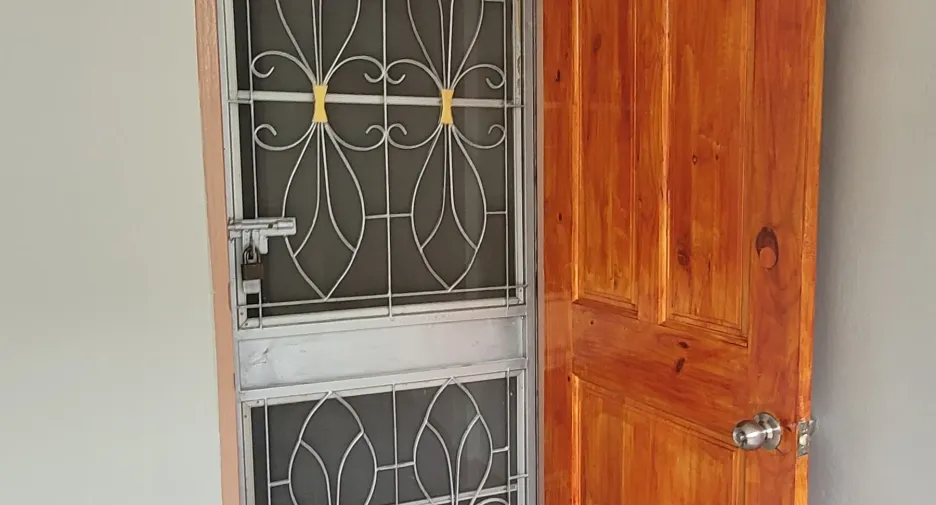 Продажа 3 спальни таунхаус в Кхлонг Сам Ща, Бангкок