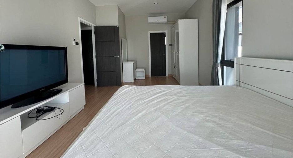 For rent 3 bedrooms house in Mueang Chiang Mai, Chiang Mai