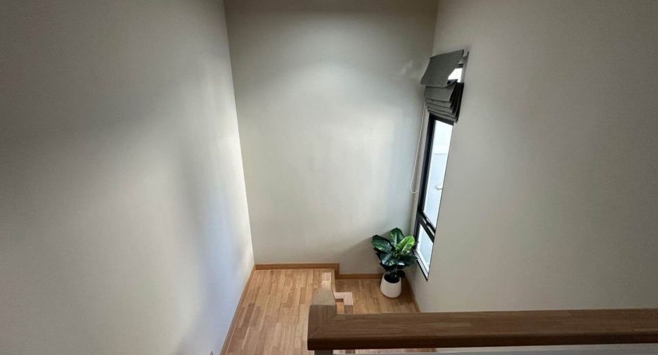For rent 3 bedrooms house in Mueang Chiang Mai, Chiang Mai