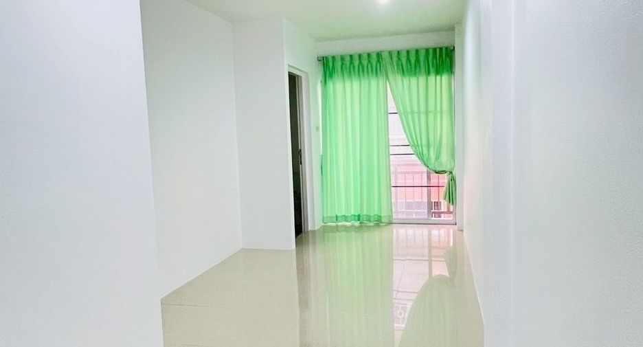 À vendre 2 chambres maison de ville à Mueang Chiang Mai, Chiang Mai