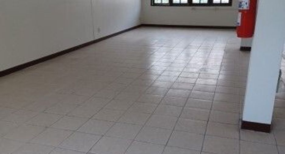 For sale and for rent 5 bedrooms retail Space in Nong Khaem, Bangkok
