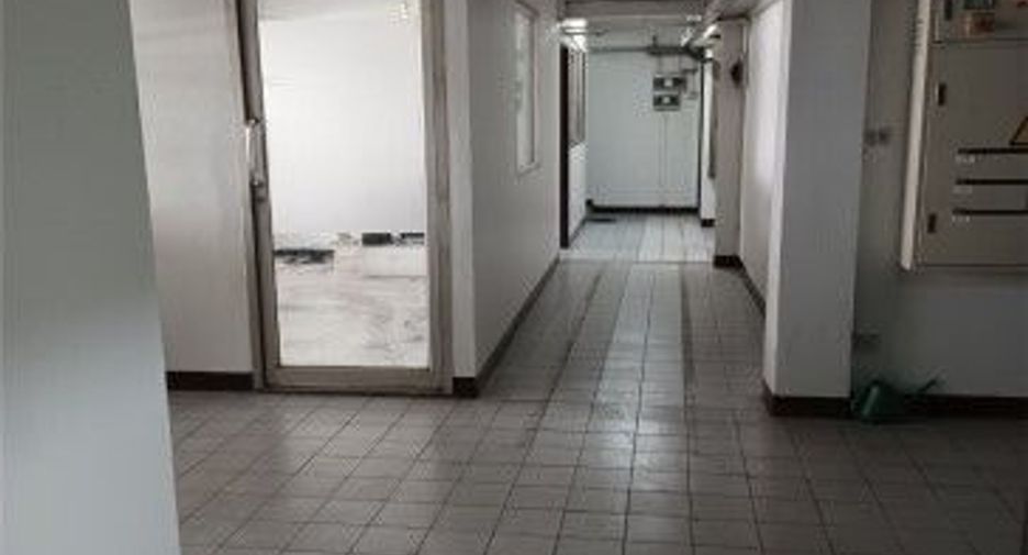 For sale and for rent 5 bedrooms retail Space in Nong Khaem, Bangkok