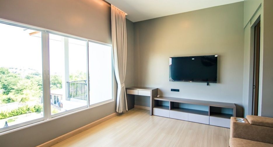 For rent 4 bedrooms villa in Hua Hin, Prachuap Khiri Khan