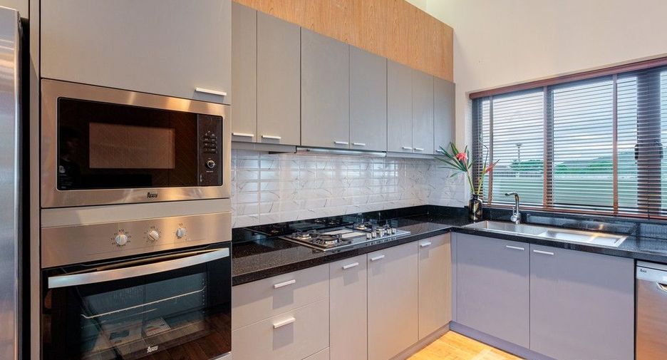 For sale 3 bedrooms villa in Hua Hin, Prachuap Khiri Khan